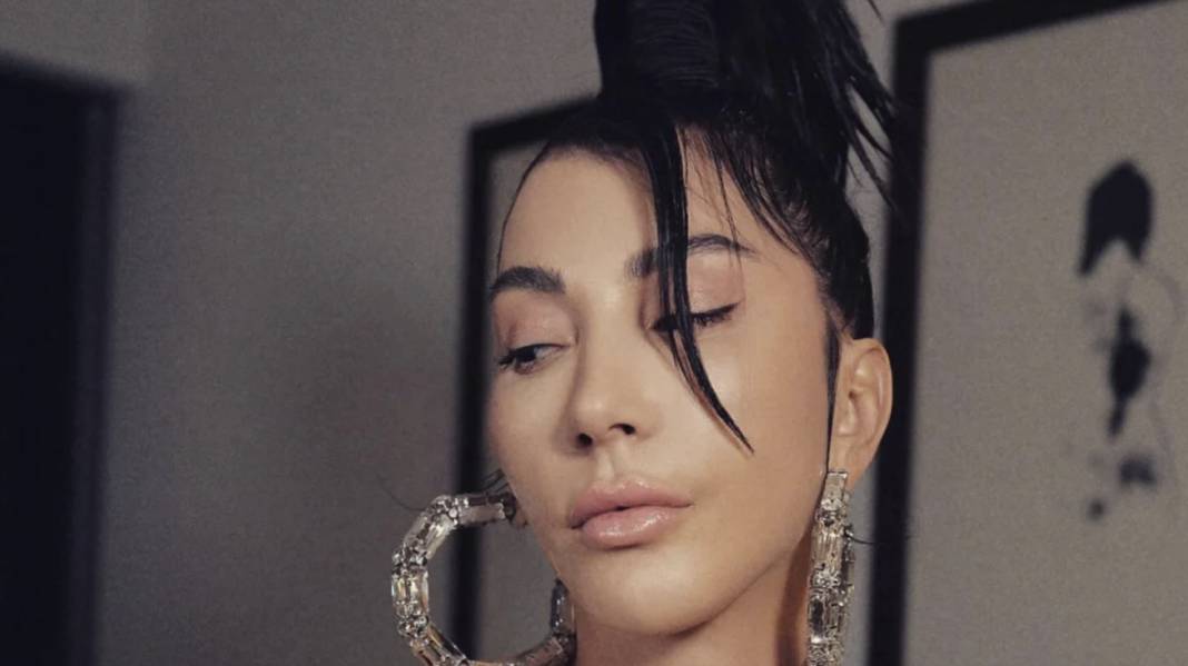 Hande Yener'den ilginç açıklama: "Yaşlanmayı durdurdum" 3